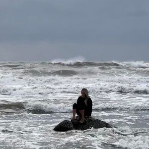 Meet your Posher, Catherine